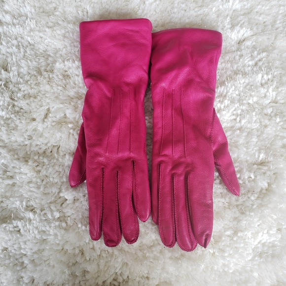 Coach Pink Leather, Cashmere lined Gloves sz 6.5